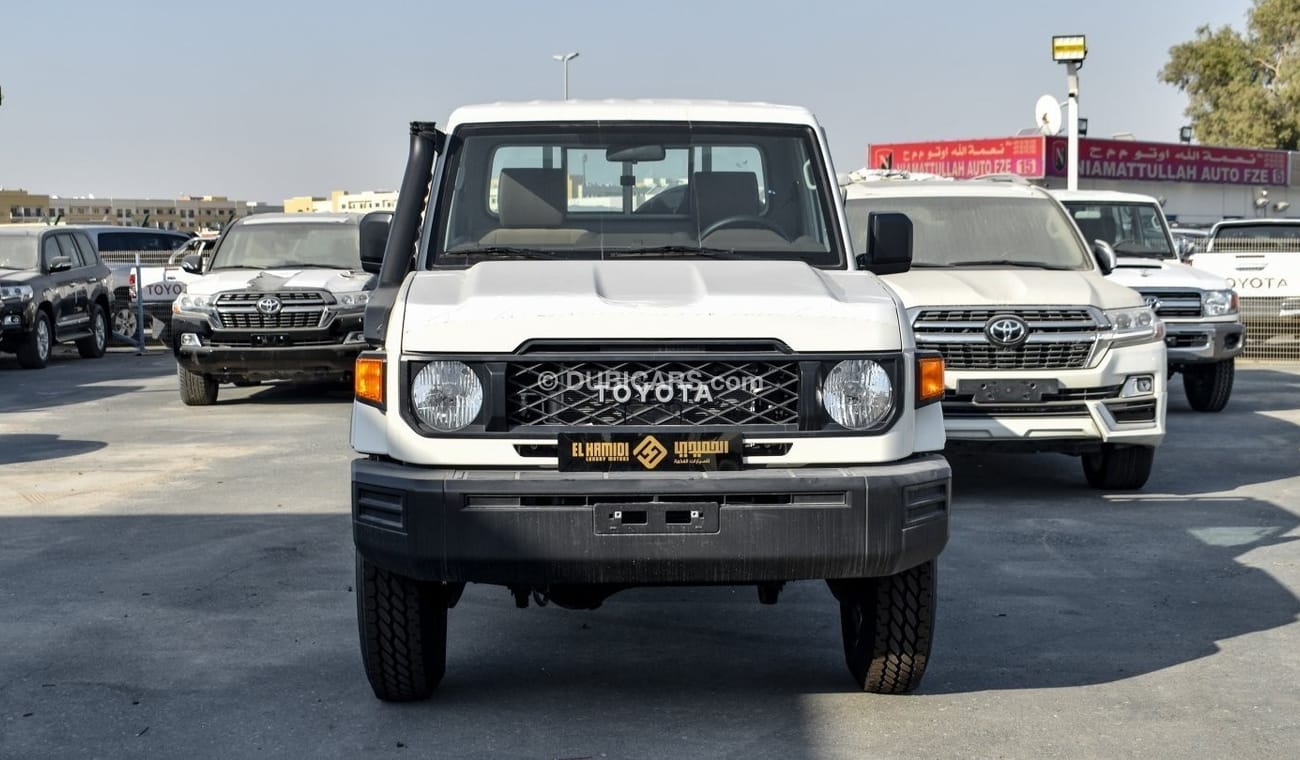 Toyota Land Cruiser Pick Up TOYOTA LC PICK UP 79 SC DIESEL 2.8L A/T, MY24 2.8L Basic-A/T Diesel