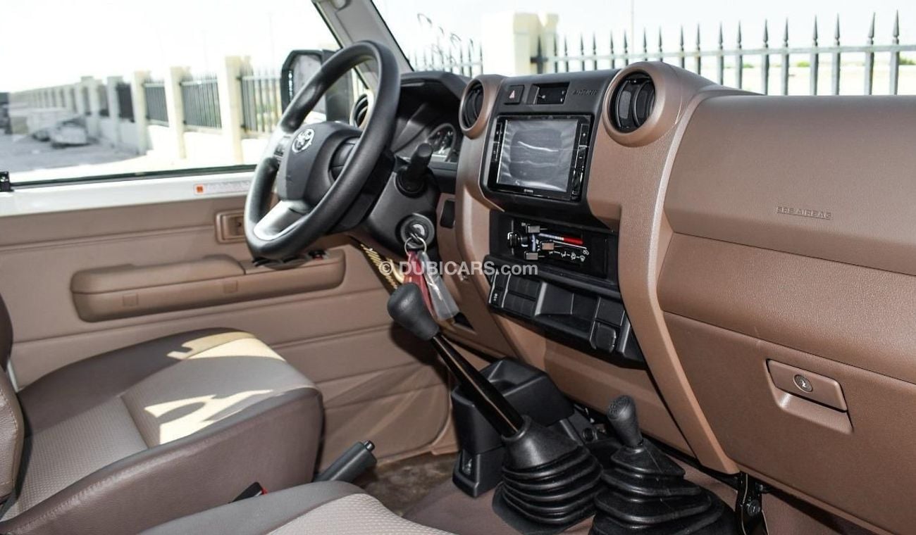 تويوتا لاند كروزر بيك آب TOYOTA LANDCRUISER PICKUP,DOUBLE CABIN,4.5L,V8,MT,2024MY