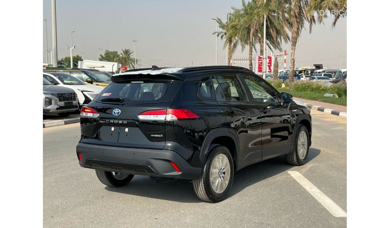 تويوتا كورولا كروس TOYOTA COROLLA CROSS 1.8L HYBRID BLACK 2024