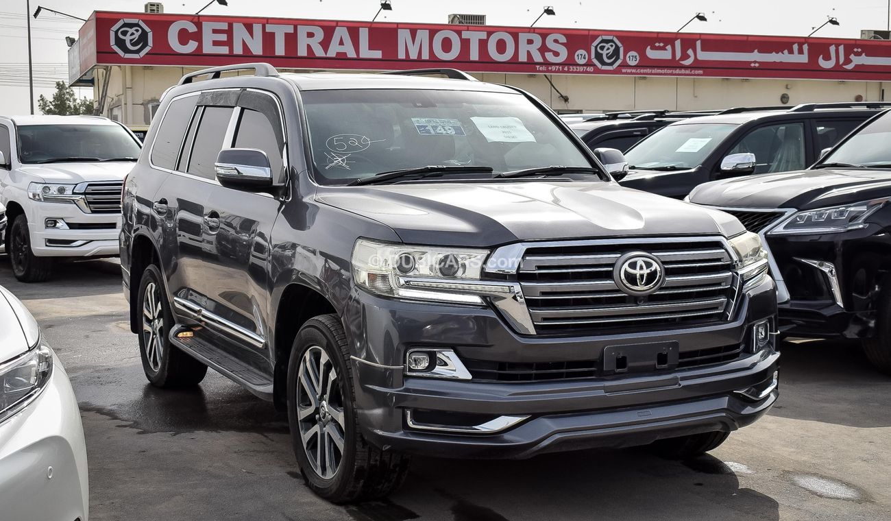 Toyota Land Cruiser V8 sahara model full option top of the range Right hand drive diesel auto for export only