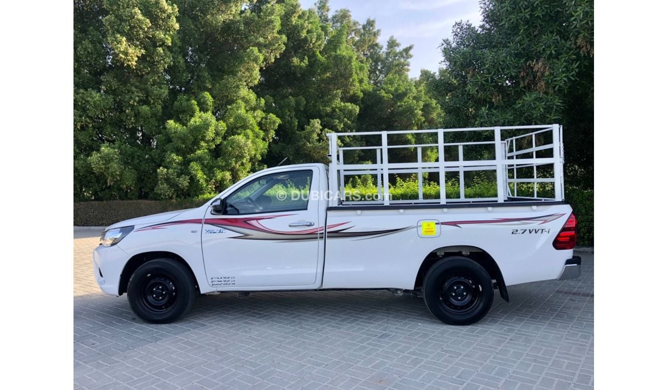 Toyota Hilux SR 2.7L