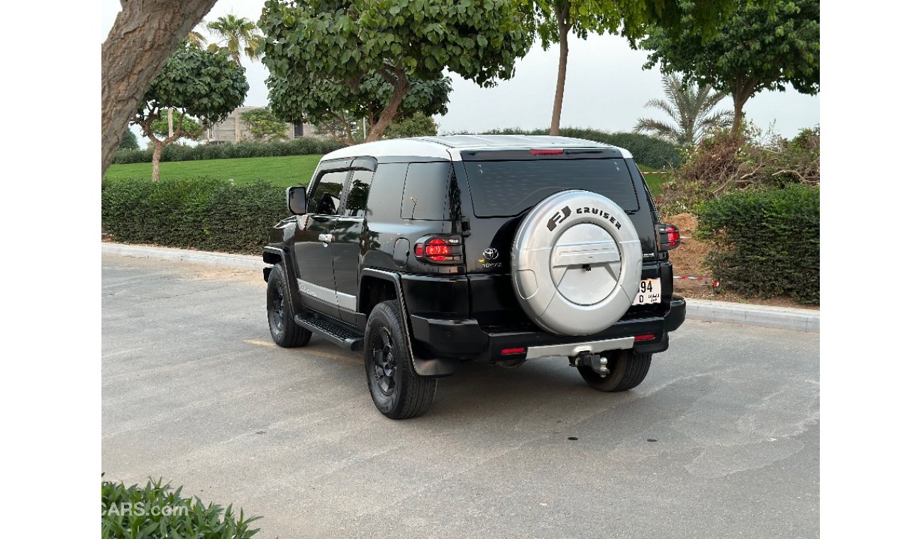 Toyota FJ Cruiser For sale Toyota FJ 2008 Gulf model in good condition, number one