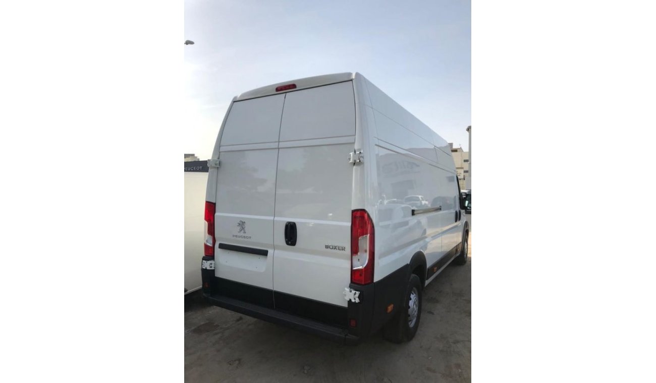 Peugeot Boxer Panel Van 2.2L Turbo BlueHDi 2024YM