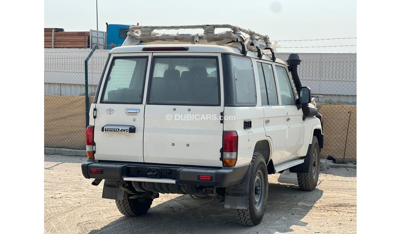 تويوتا لاند كروزر هارد توب TOYOTA LAND CRUISER LC76 4.2 L 2024