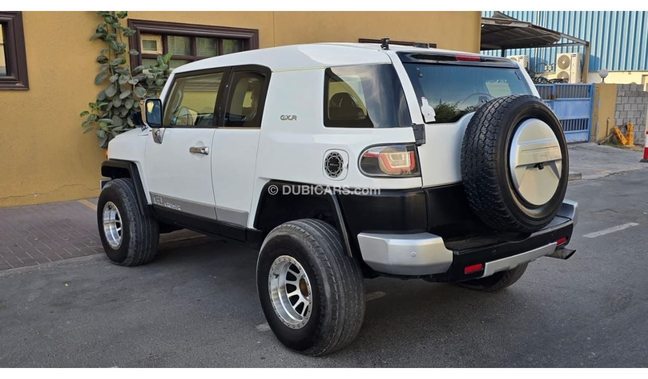 Toyota FJ Cruiser GXR 4.0L A/T