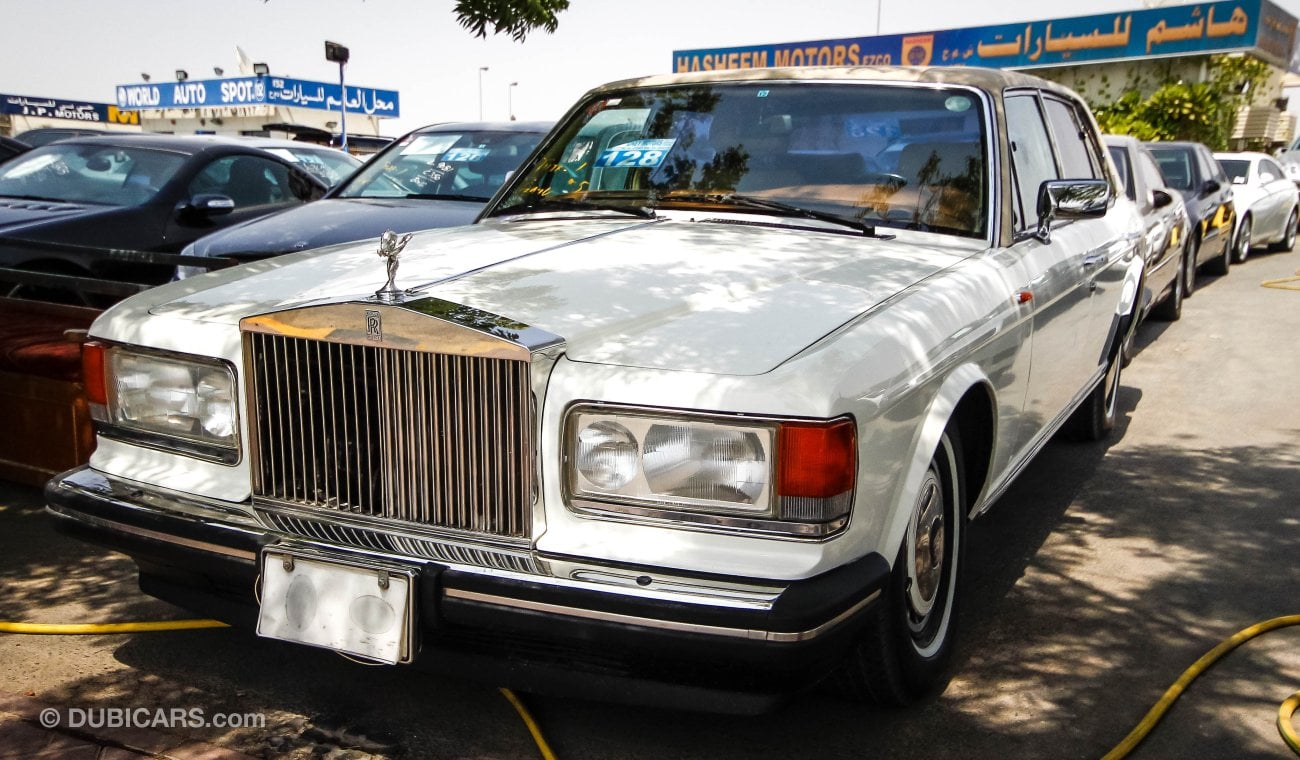 ROLLS ROYCE SILVER SPUR forsale1991rollsroycesilverspuriiinofallonillinois  Used  the parking