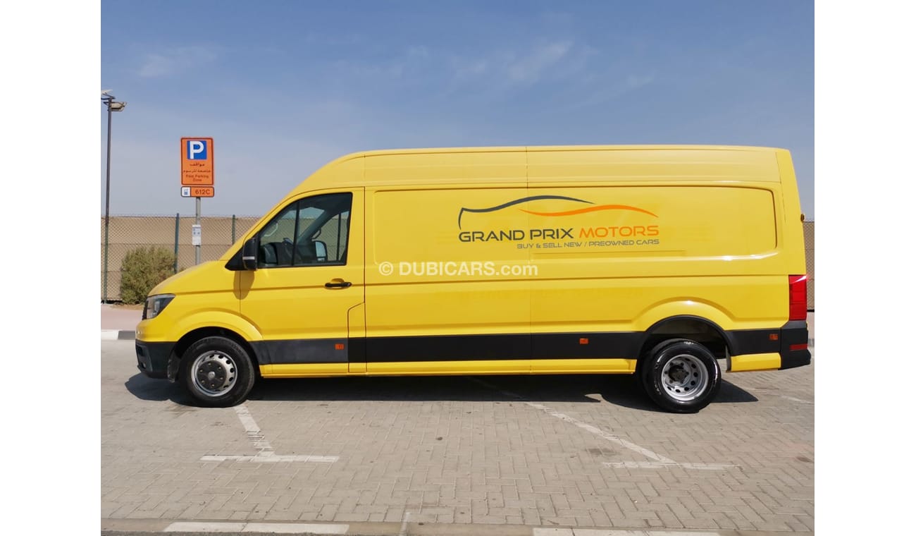 فولكس واجن كرافتر Volkswagen Crafter 2.0TDI (LWB) Manual 2019 Model GCC Specs With Full Service History In Perfect Con