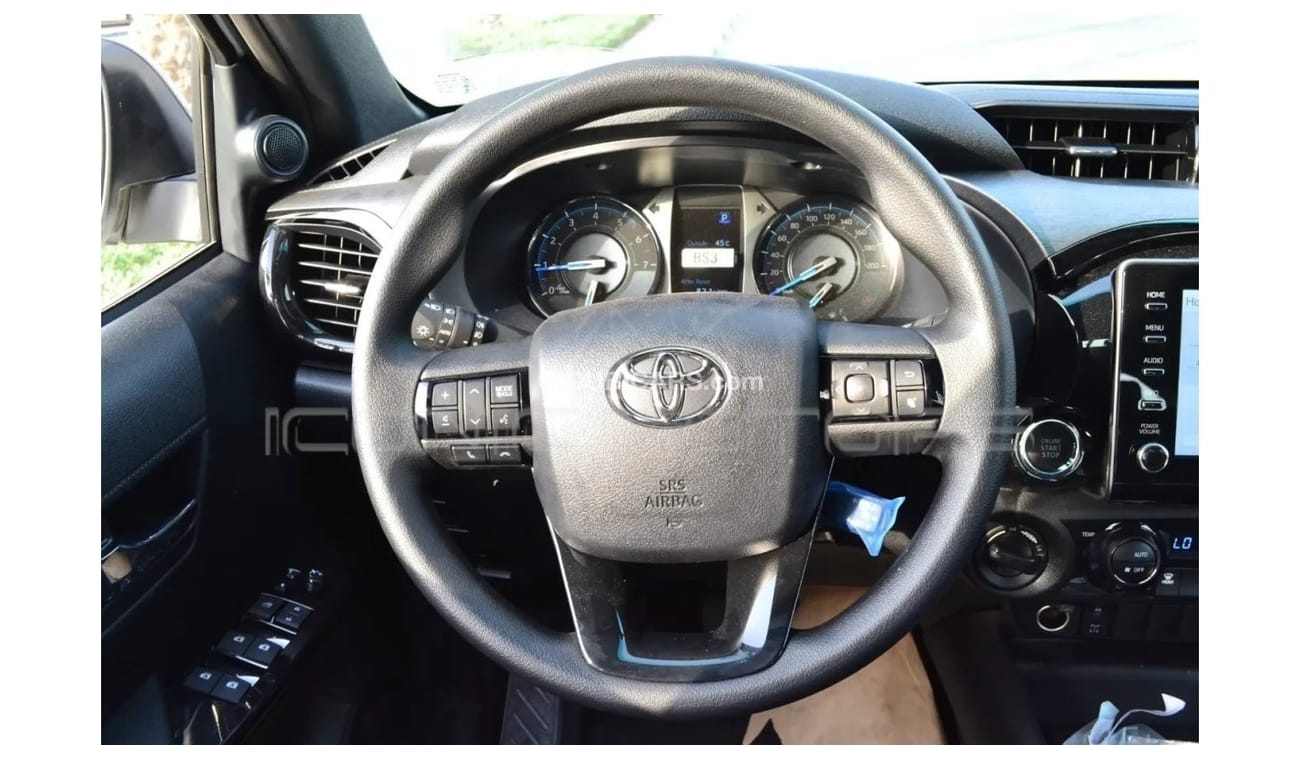 تويوتا هيلوكس 2025 TOYOTA HILUX ADVENTURE 4.0L PETROL