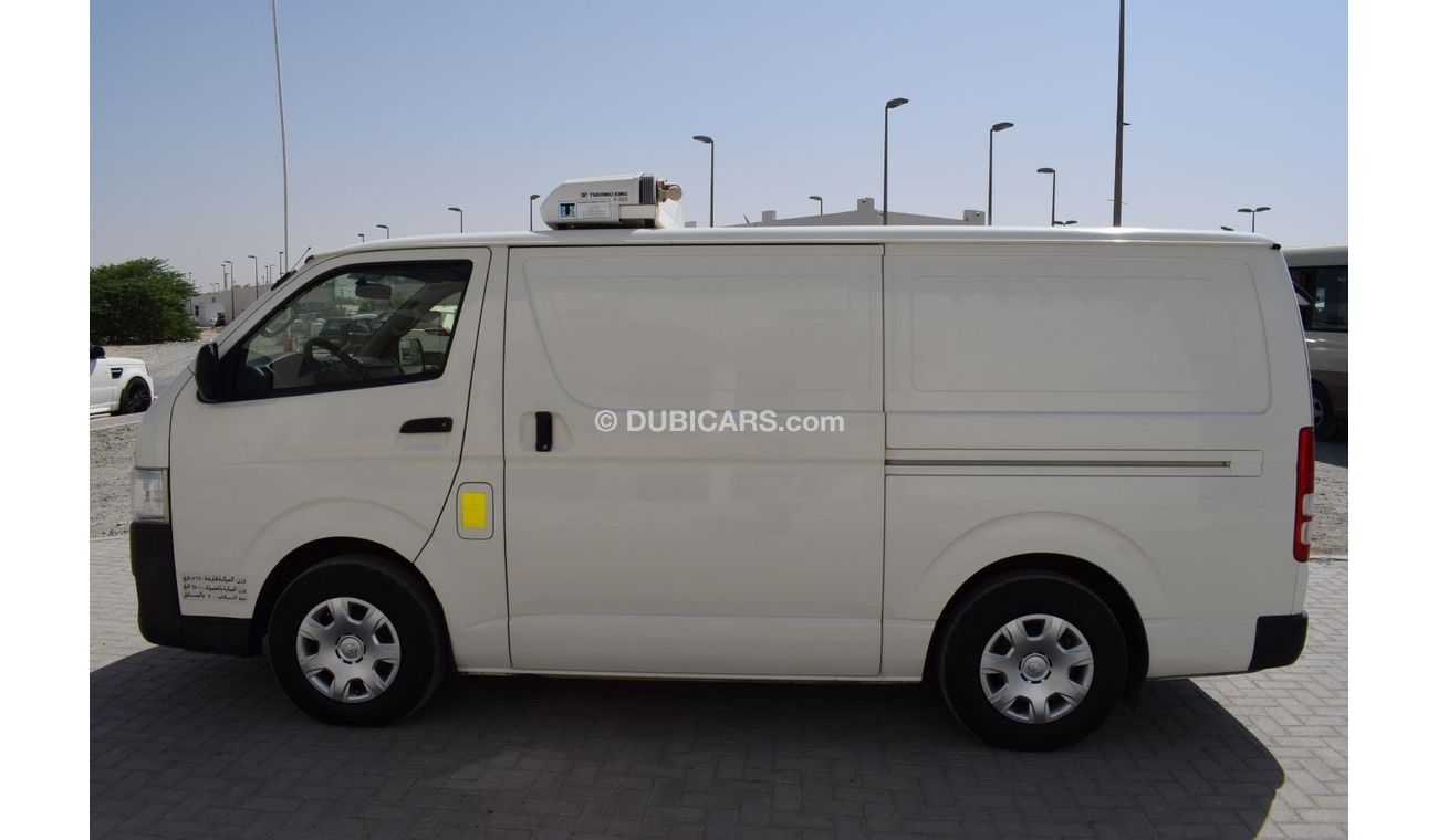 Toyota Hiace GL - Standard Roof Toyota Hiace Thermoking V200 chiller, Model:2017. Excellent condition