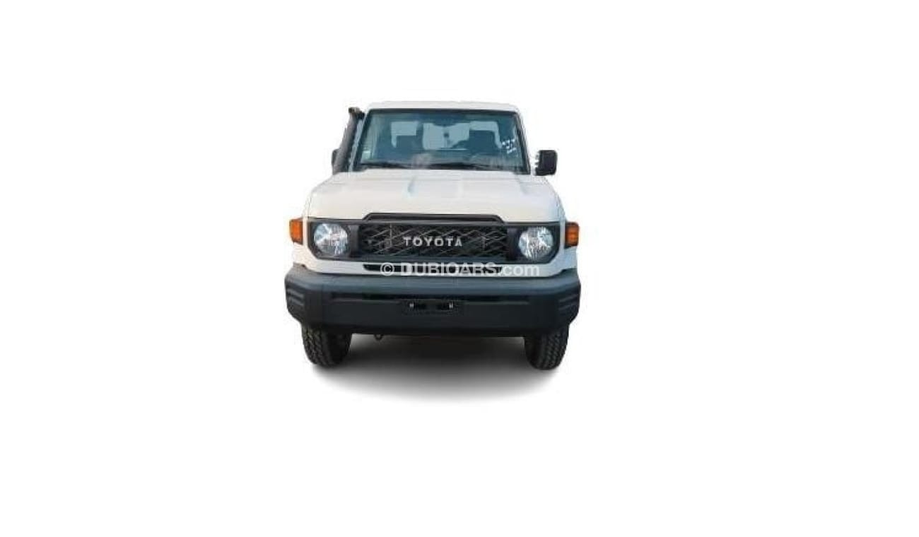 Toyota Land Cruiser Pick Up LHD LC79 SC 2.8 DIESEL 4X4 STD AT 24MY