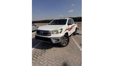 Toyota Hilux S GLX 2.7L 4WD A/T