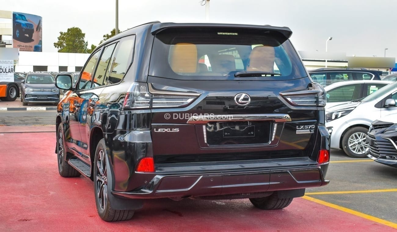 Lexus LX570 Black Edition S