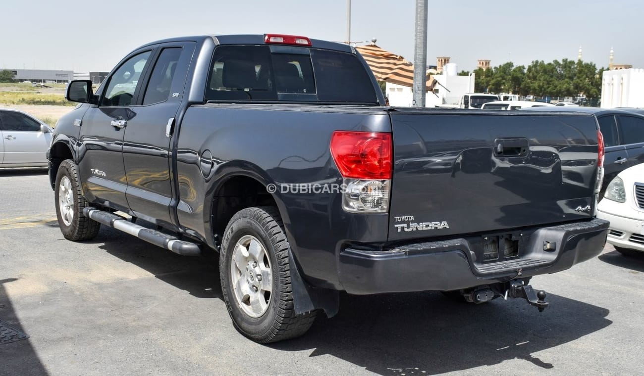 Toyota Tundra SR5