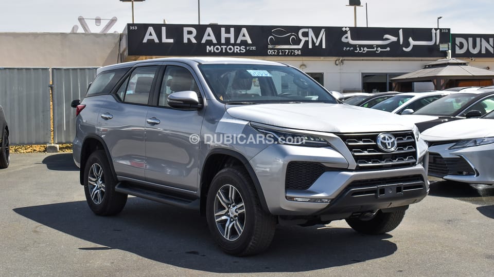 New Toyota Fortuner GX 2.7L Petrol 2023 for sale in Dubai - 608672