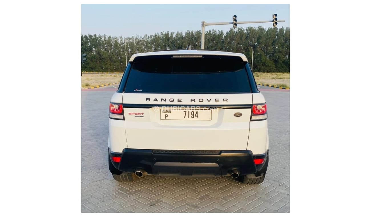 Land Rover Range Rover Sport Good condition car GCC