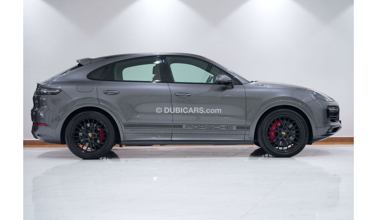 بورش كايان GTS 4.0L (455 HP) Porsche Cayenne GTS 2021 | Grey with Red Leather Interior | 34,000 KM | Gcc Full D