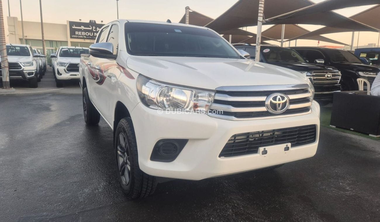 تويوتا هيلوكس DLS 2.4L Toyota Hilux 2023 diesel manual 4 cylinder engine 2.4 clean car without accident without pa