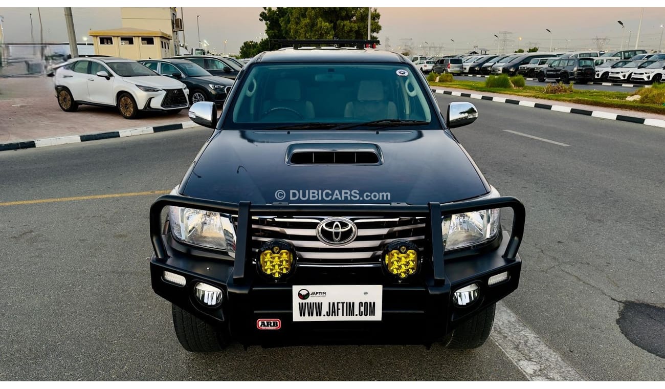 تويوتا هيلوكس PREMIUM CANOPY INSTALLED | ARB BULL BAR | 3.0L DIESEL ENGINE | 2011 | MANUAL TRANSMISSION | RHD