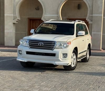 Toyota Land Cruiser VXR 5.7L 4WD