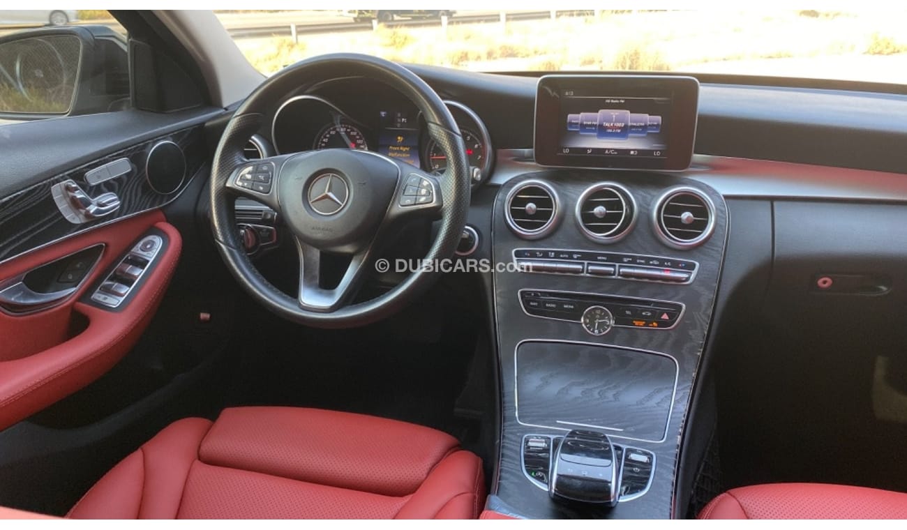 Mercedes-Benz C 300 Luxury