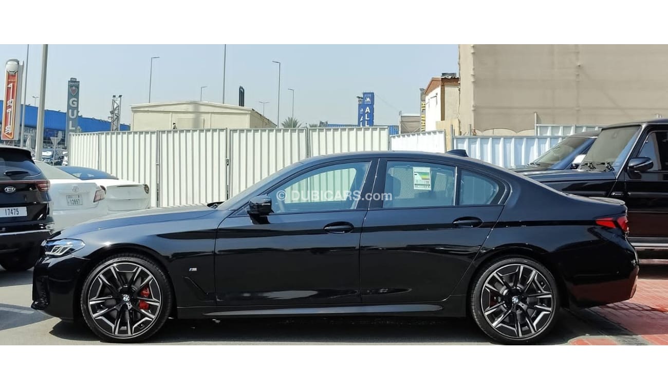 بي أم دبليو 540i i M Spot Under Warranty 2023 GCC