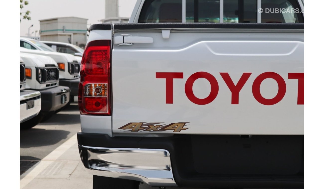 Toyota Hilux 2024 TOYOTA HILUX 2.7 PETROL 4X4 AUTOMATIC **EXPORT ONLY**التصدير فقط خارج الخليج**