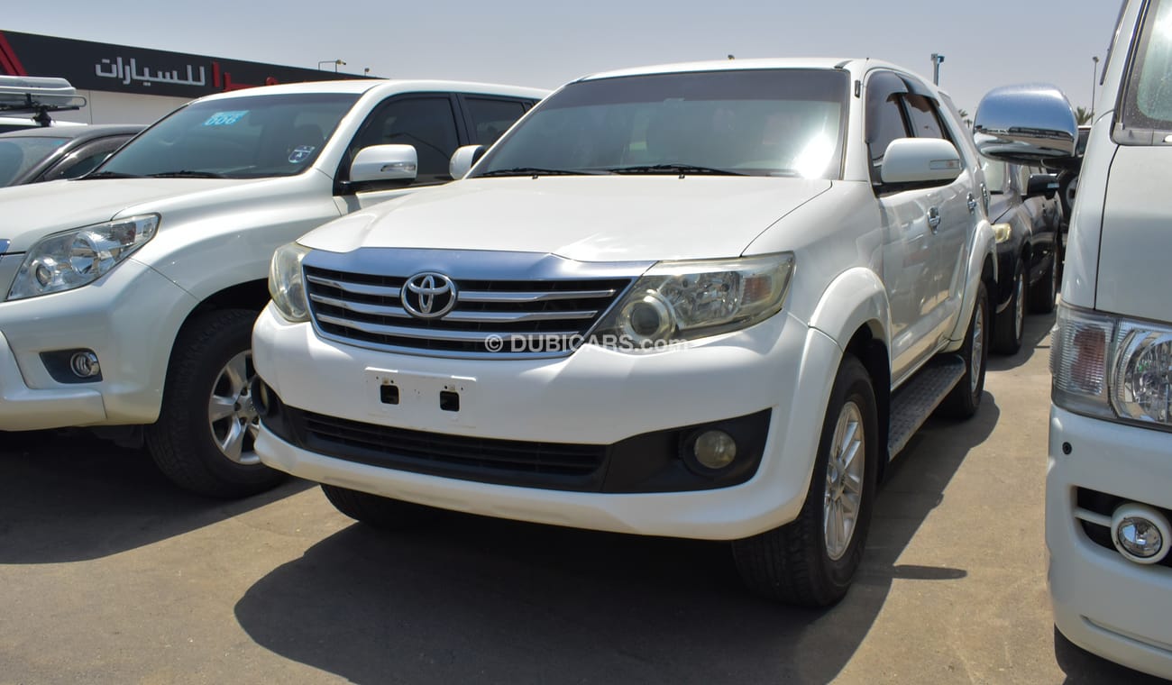 Toyota Fortuner TRD SR5