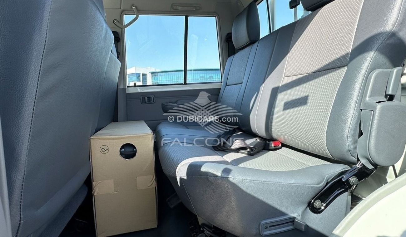 تويوتا لاند كروزر بيك آب LC79 Double Cabin 4.2L Diesel [Africa]