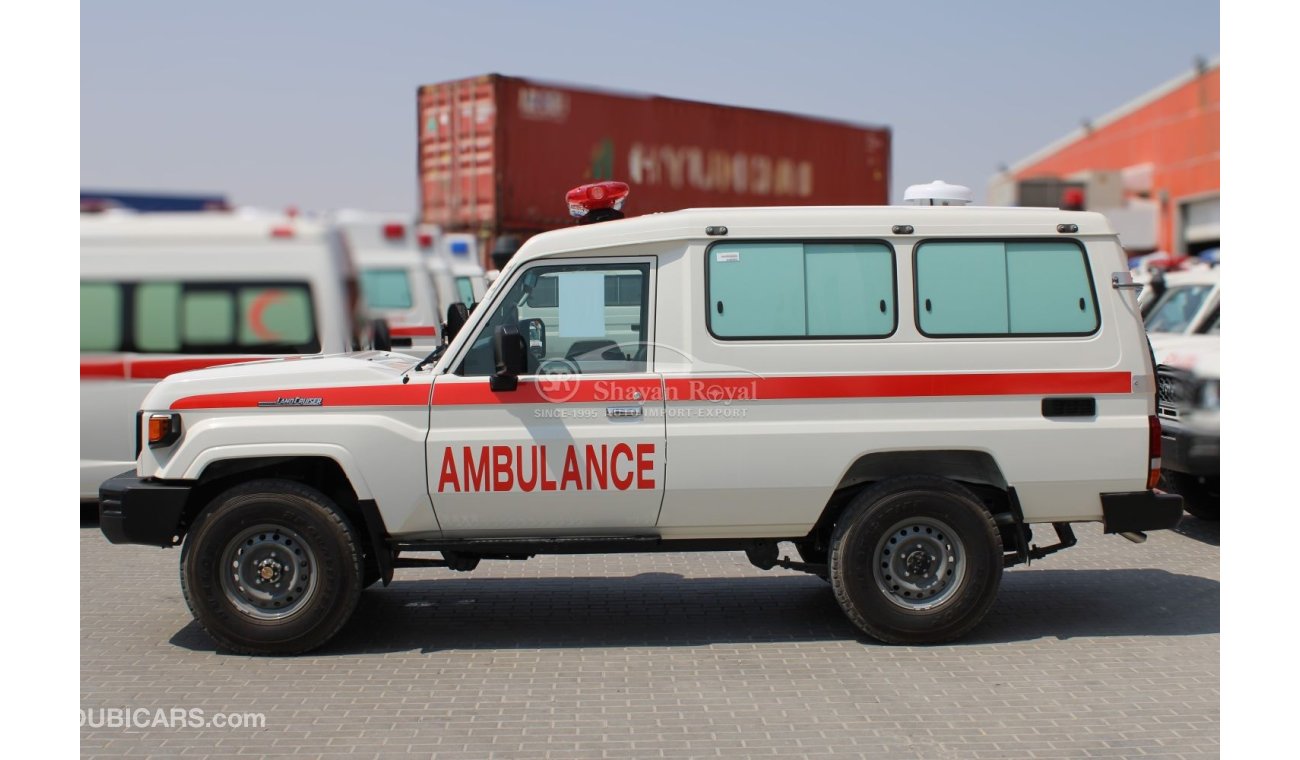 تويوتا لاند كروزر هارد توب LHD LC78 4.2L DSL V6 4WD 3DR AMBULANCE MT 2024MY