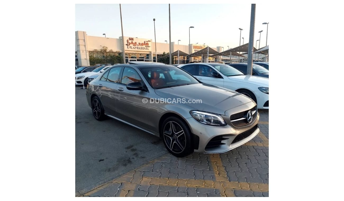 مرسيدس بنز C 300 بريميوم