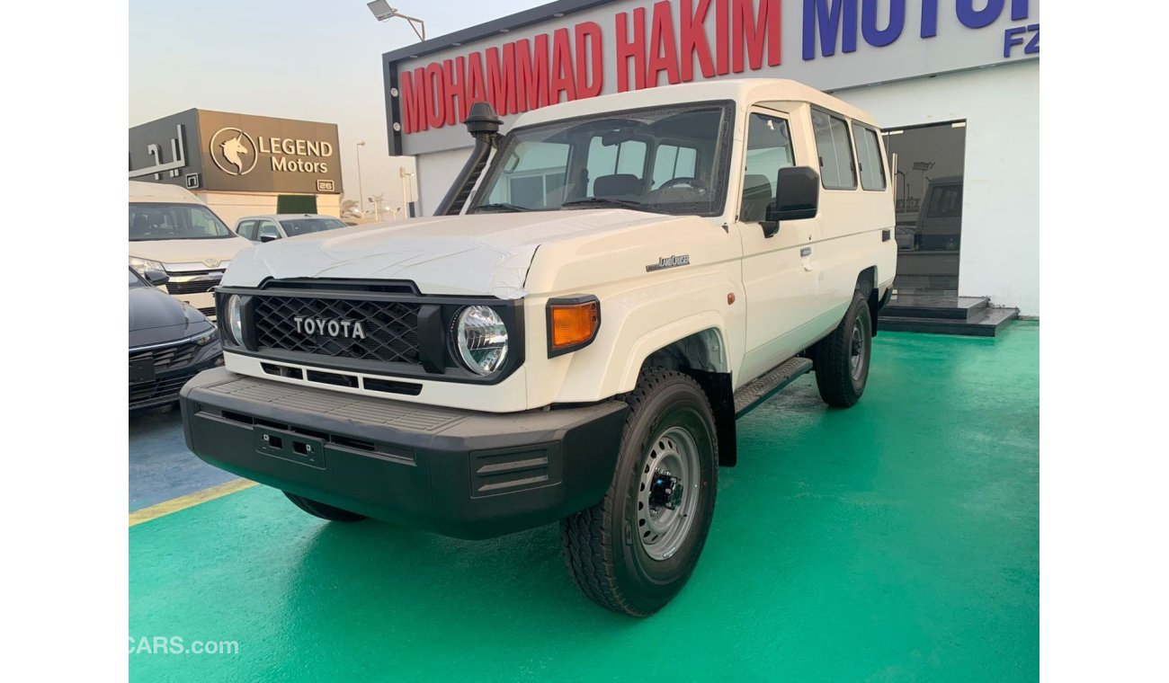 Toyota Land Cruiser Hard Top 4.5L DIESEL V8 3 DOORS 4WD 2024 GCC