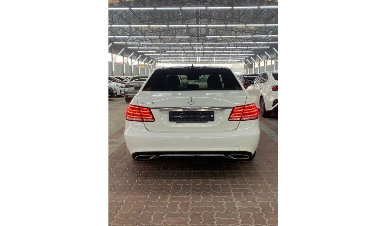 Mercedes-Benz E300 Elegance MERCEDES E300/2014/V6/KOREA SPECS