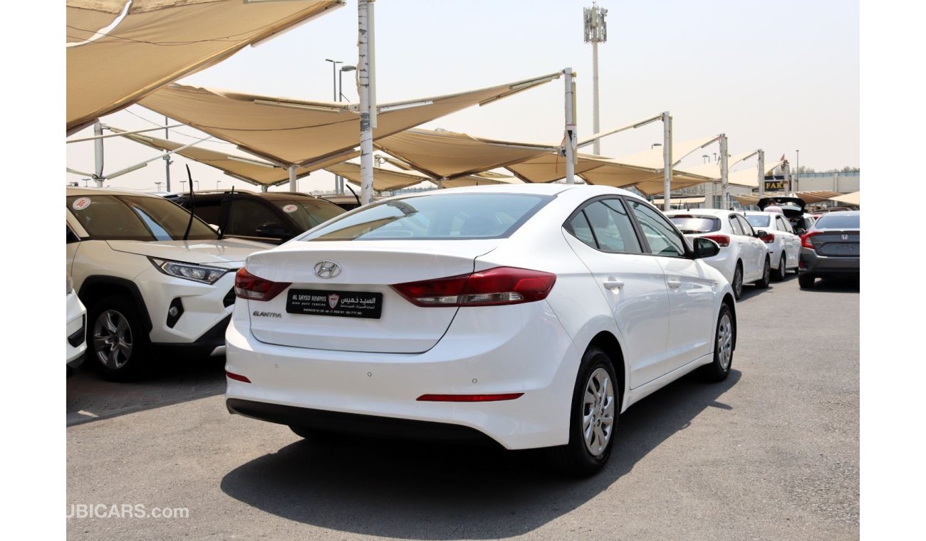 Hyundai Elantra GL ACCIDENTS FREE- GCC - ENGINE 1600 CC - PERFECT CONDITION INSIDE OUT -