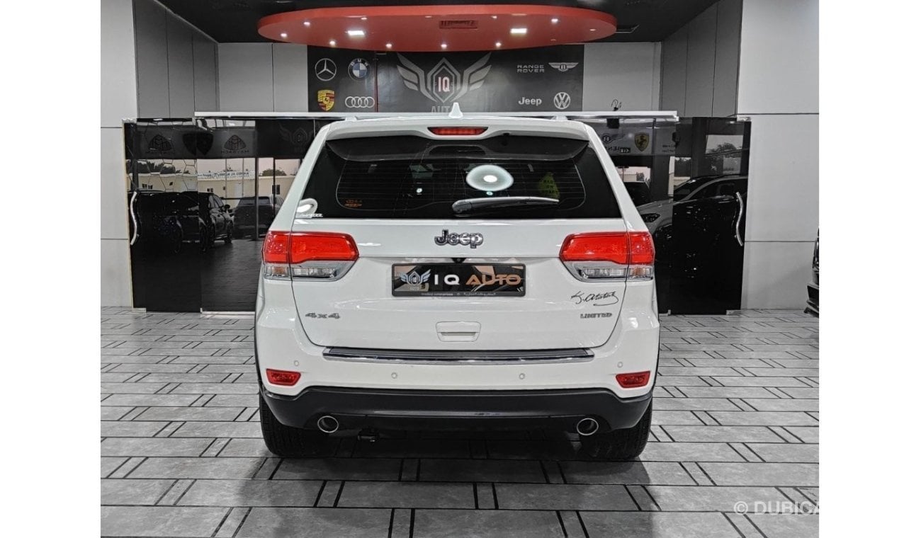 جيب جراند شيروكي AED 2,500 P.M | 2015 JEEP GRAND CHEROKEE LIMITED V6 3.6 L 4X4 | GCC | PANORAMIC ROOF | FULLY LOADED