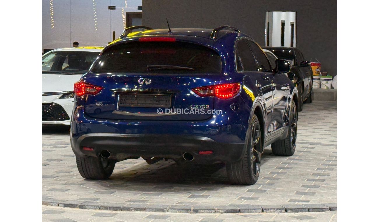 Infiniti QX70 Sport