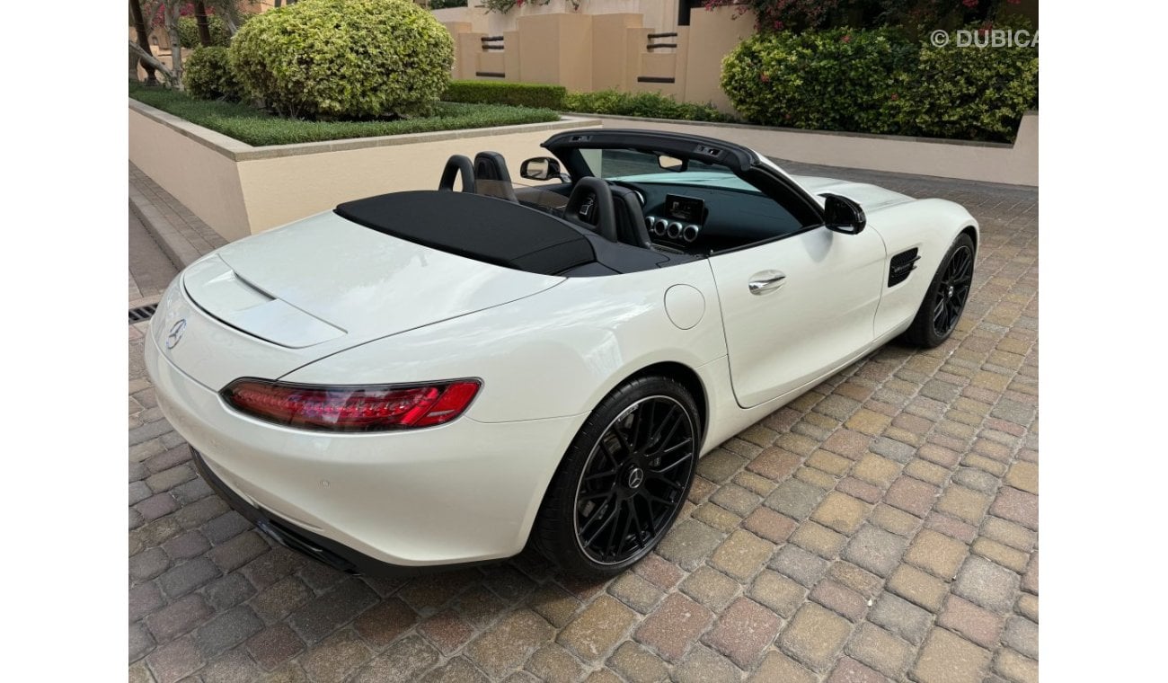 مرسيدس بنز AMG GT