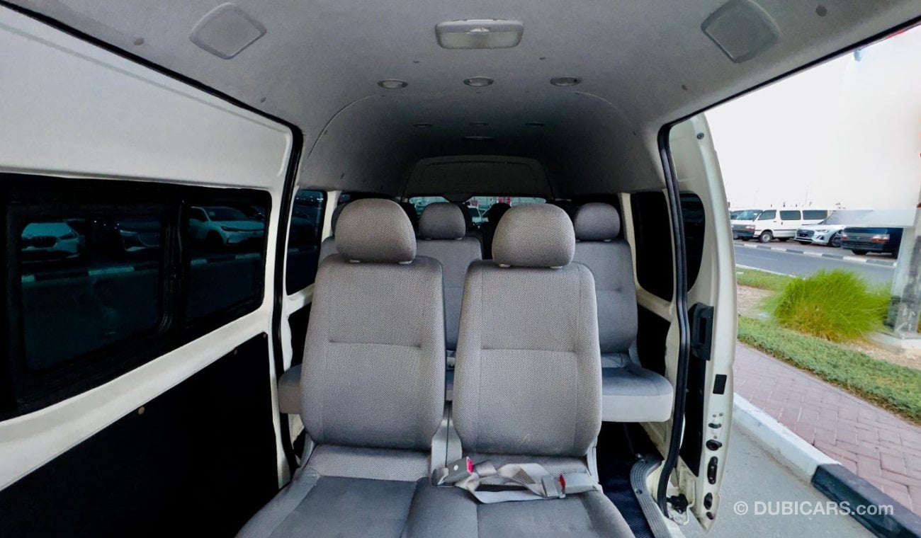 Toyota Hiace PREMIUM CONDITION | 3.0L DIESEL ENGINE | RHD | AIR CONDITIONER