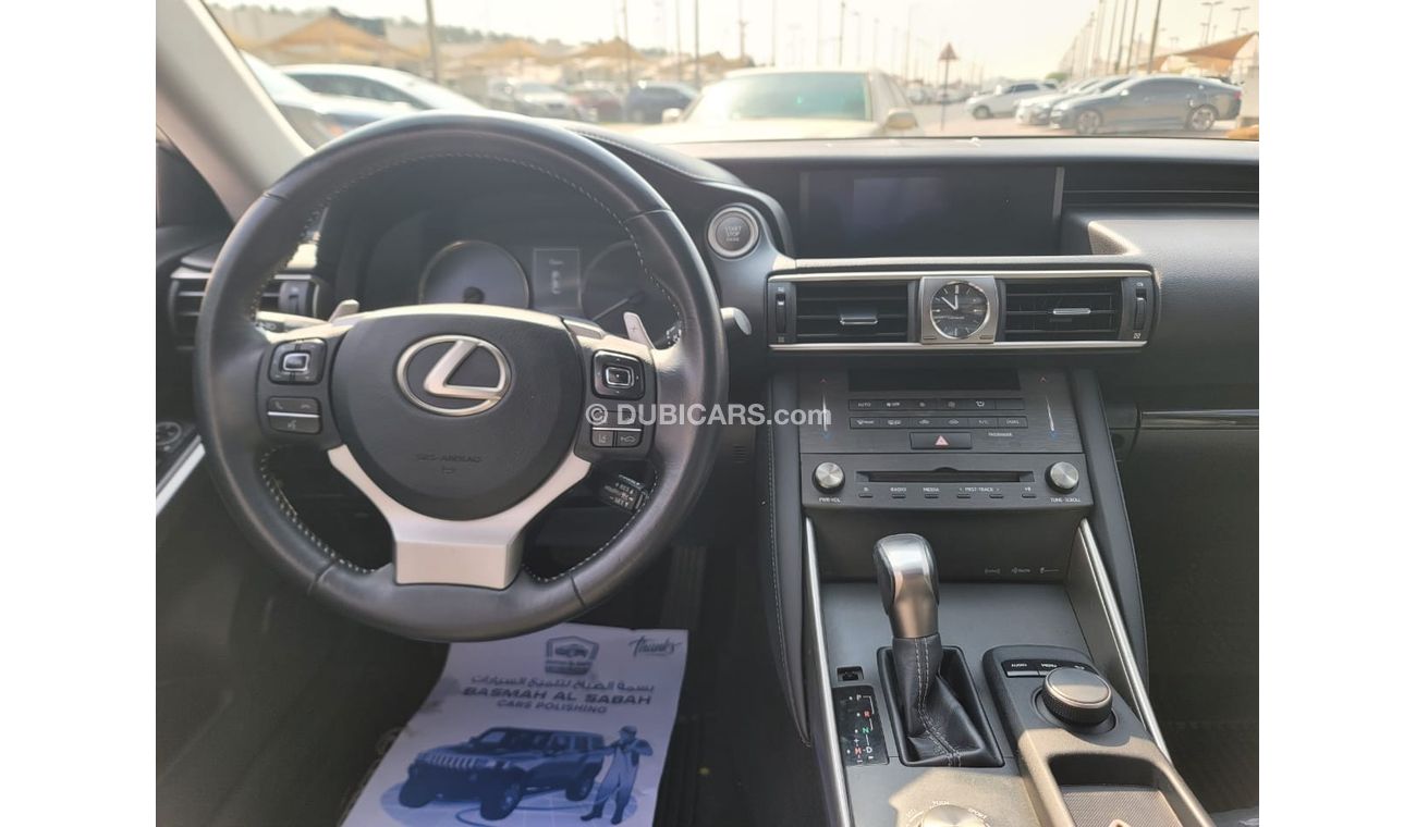 Lexus IS300 Elegant 2.0L