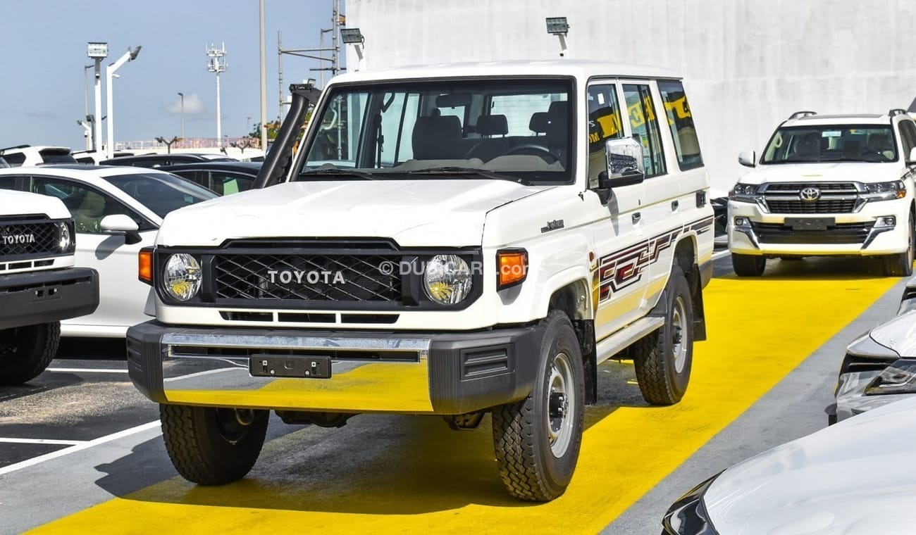 Toyota Land Cruiser Hard Top 4.5L Diesel V8