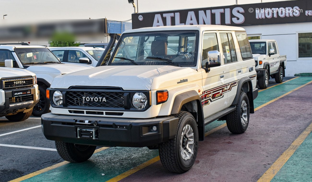 Toyota Land Cruiser Hard Top 2.8L Diesel A/T