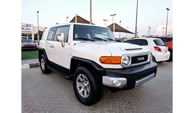 تويوتا إف جي كروزر GXR 4.0L A/T Toyota FJ cruiser GXR /V6/2020 /GCC/ full option diff lock