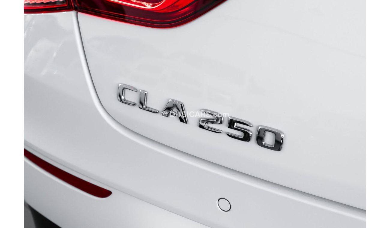 مرسيدس بنز CLA 250 Std 2.0L (224 HP)