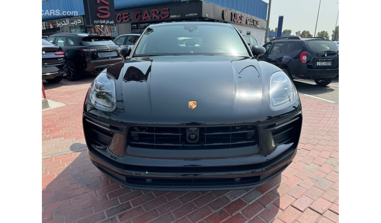 Porsche Macan Std