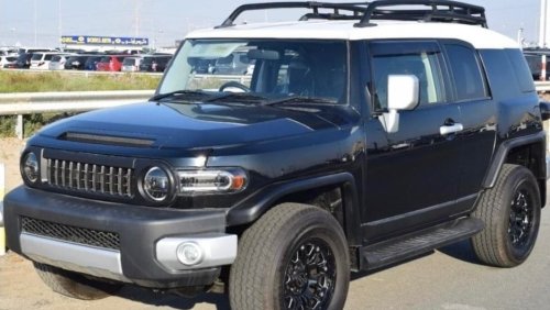 تويوتا إف جي كروزر Toyota FJ cruise 2016 V6