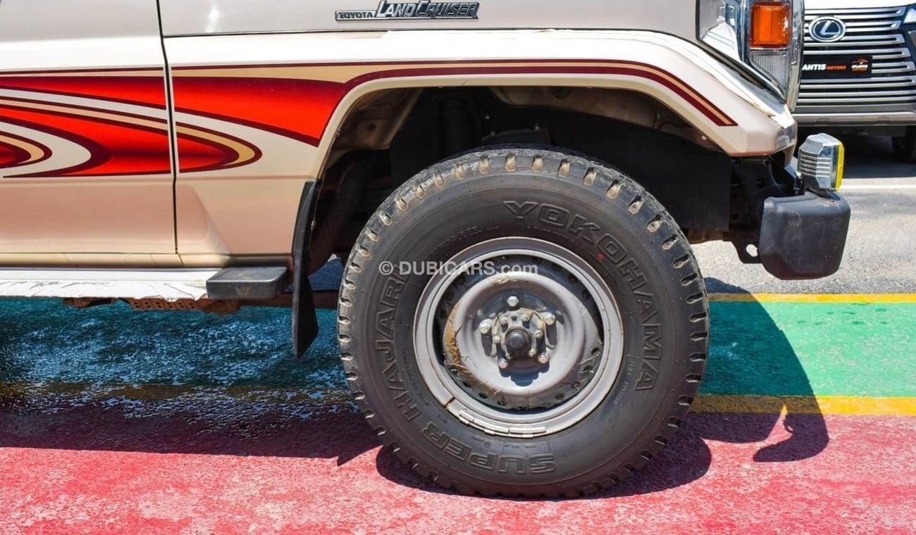 Toyota Land Cruiser Hard Top