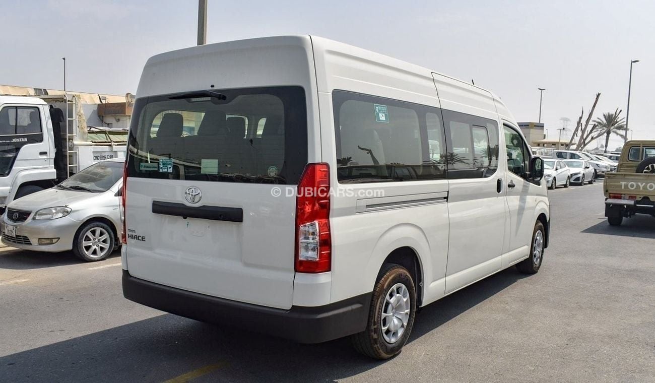 Toyota Hiace Toyota Haice 3.5 passenger 13 seater Model 2025