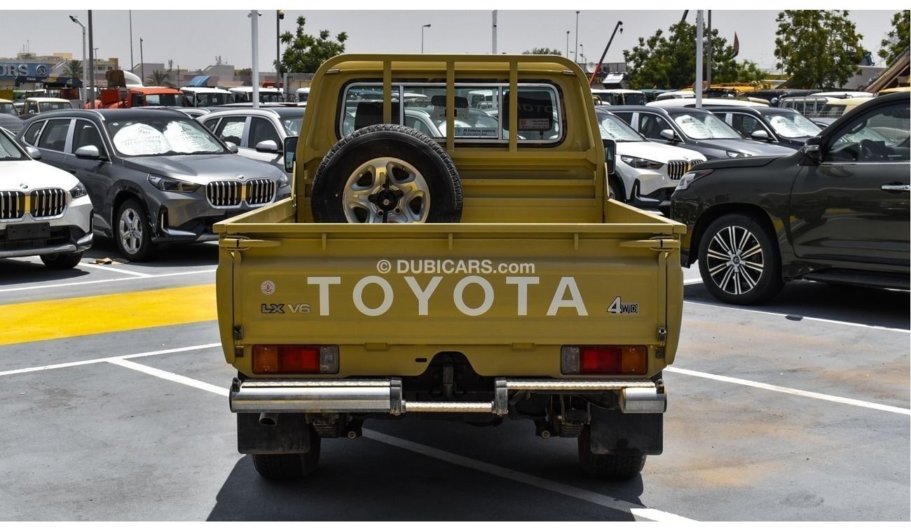 Toyota Land Cruiser Pick Up TOYOTA LAND CRUISER PICK-UP PETROL 2013