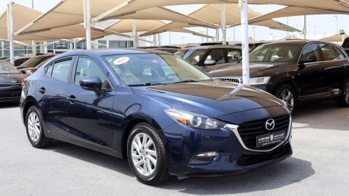 Mazda 3 Luxury Plus ACCIDENTS FREE - GCC - ORIGINAL PAINT - MID OPTION - PERFECT CONDITION INSIDE OUT