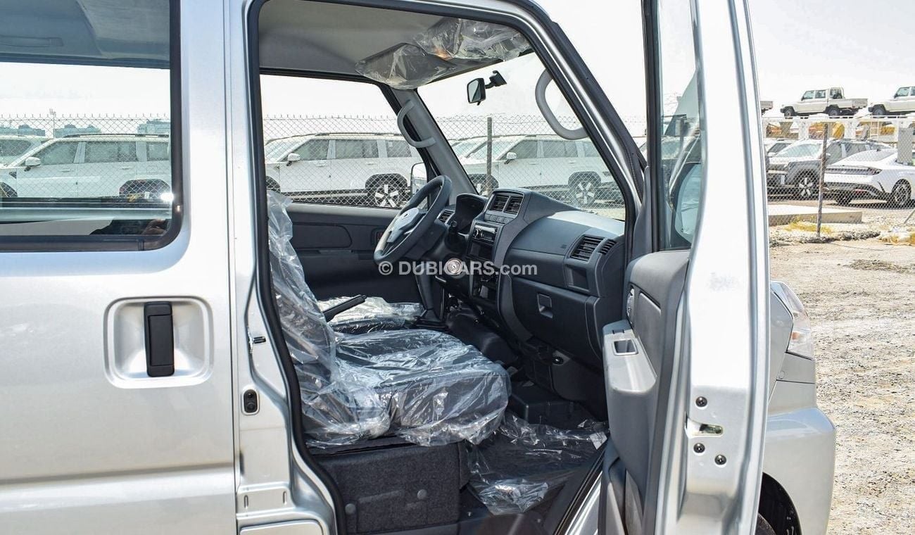 سي إم سي فيريكا Veryca Window Van 1.5L / 2WD / 5MT / 8 seater