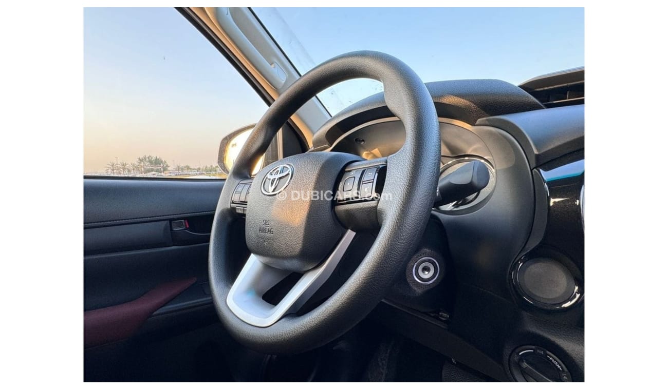 تويوتا هيلوكس Toyota Hilux 4x4 LZ  / AT